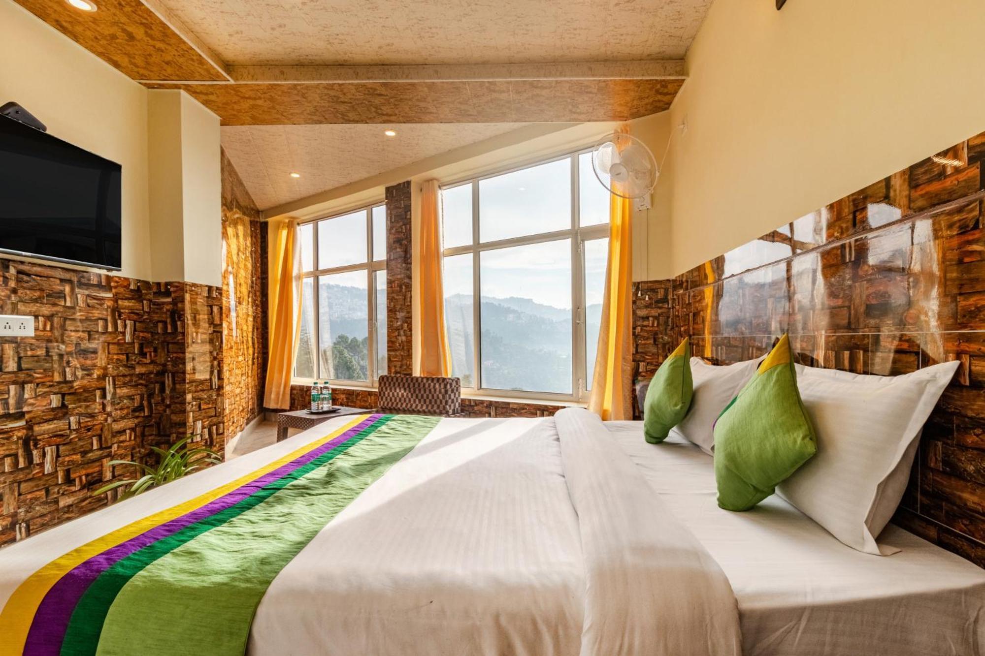 Treebo Srishti Vaikunth With Mountain View Hotel Shimla Exterior photo